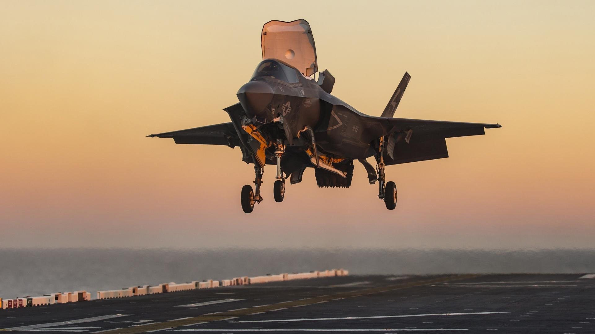 “中国足球产业持续优化,吸引更多投资和合作”,中国足球产业发展现状